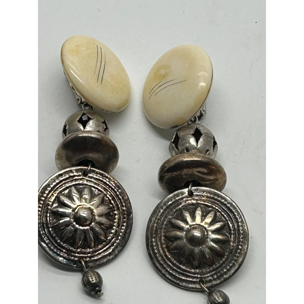Vtg LES BERNARD Runway EARRINGS Faux Bone‎ & Silver Toned Dangle Southwestern